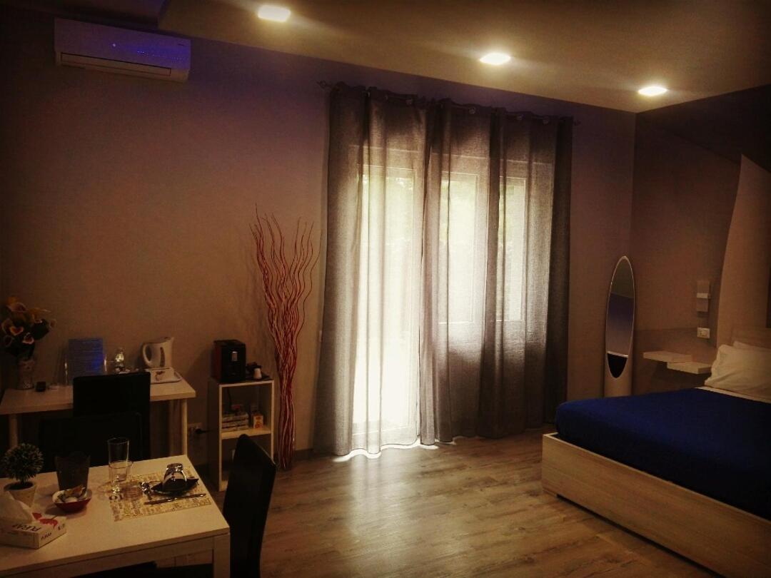 B&B Da Lillo โฟรซีโนเน ภายนอก รูปภาพ